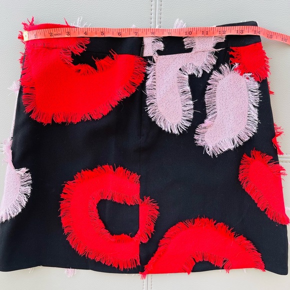 NWT! VERSACE COUTURE Black Mini Skirt w/ Red + Pink Art Deco Design Size 40 - Picture 11 of 15